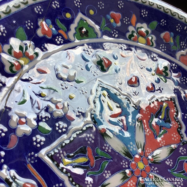 Török kézzel festett porcelán tányér fajansz majolika virágos díszítés