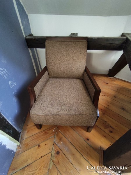 Armchair upholstered in a very nice hazel fabric/drexel/