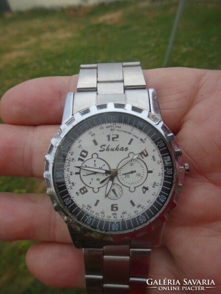 Large ffi wristwatch, very attractive piece, 44 x 54 mm without crown, good for 19 cm wrist, excellent operation