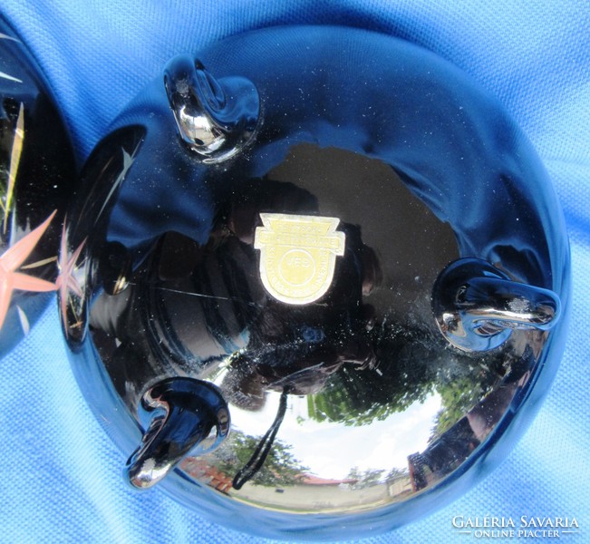 German quality glass bonbonier, diameter 11.5 cm, 10.5 cm high with tongs.