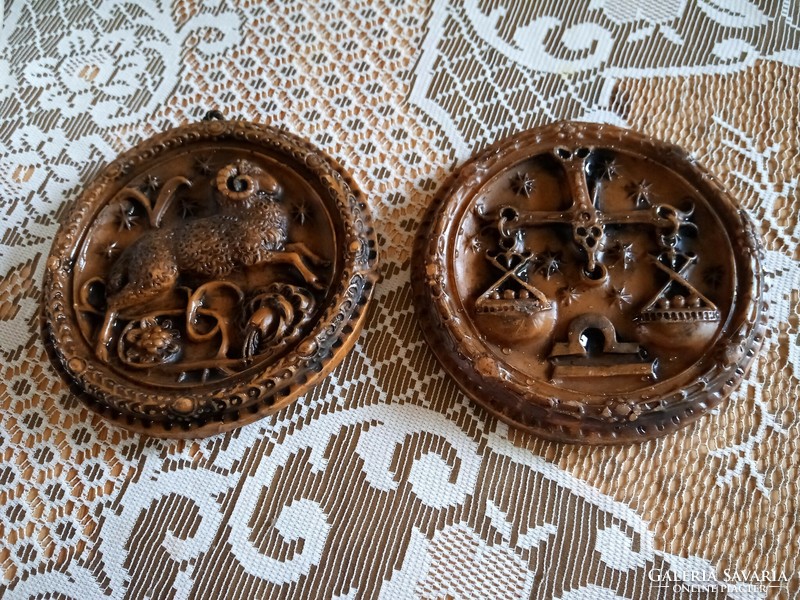 2 Wax wall ornaments, rarity 15 cm diameter xx