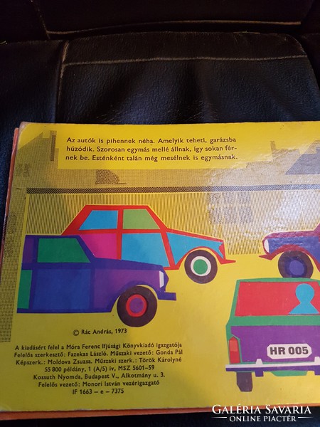 How many cars! -Rác andrás-picture-book-pager + gift.