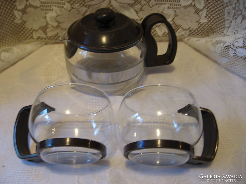 Pyrex heat-resistant retro tea set with 2 cups