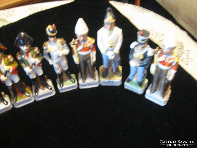 English, porcelain soldier collection for sale! Their size is up to 16 - 19 cm