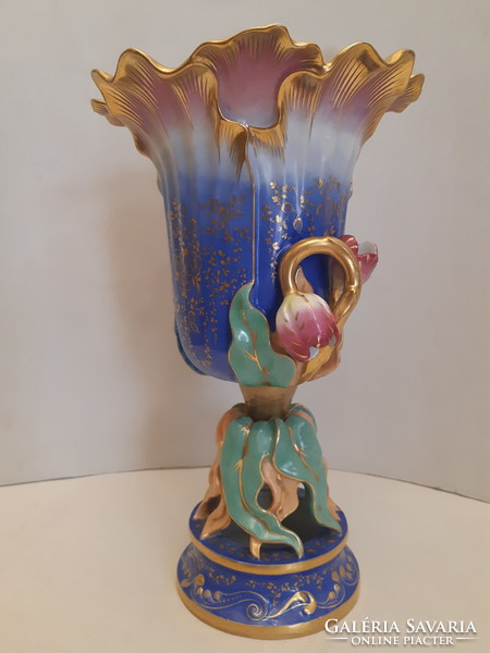 Special!!! Antique Viennese porcelain tulip vase inspired by the 1847 Herend tulip vase