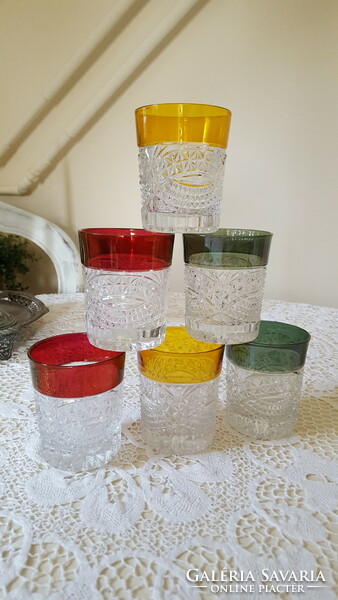 6 pcs of beautiful whiskey crystal glasses with colorful rims.