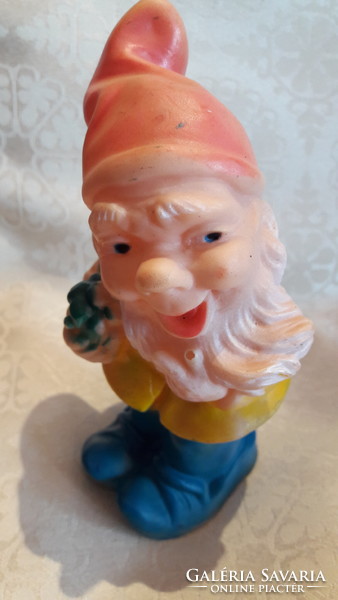 Plastic dwarf, retro toy (l2850)