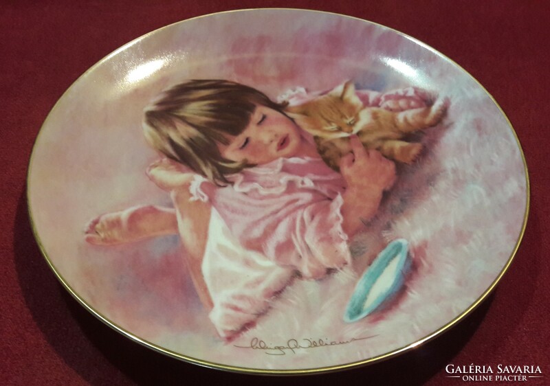 Kislány cicával dísztányér, gyerekes porcelán tányér (M2587)