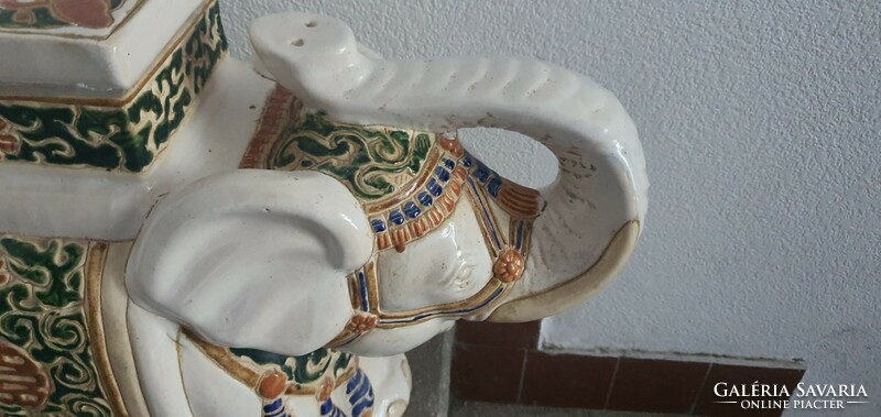 Ceramic elephant statue, xx. Beginning of the century, 45 x 53 x 25 cm, 30 kg