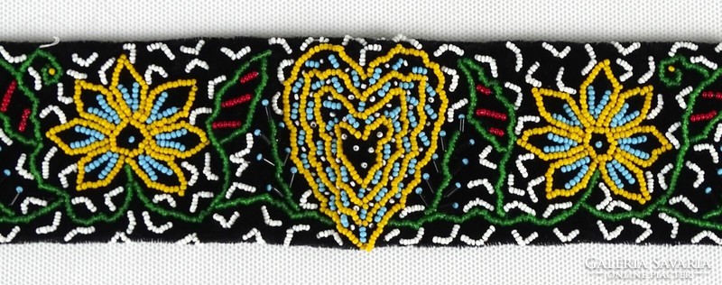 1J996 marked Indian heart motif beaded black belt needlework 63 cm