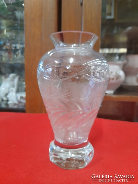 Antique Biedermeier cut glass vase with flower pattern. 16 Cm.