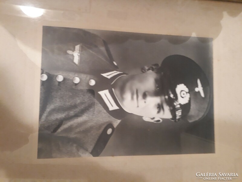 Il.vh-s nagyméretű fotó , náci katonatisztről, keretezve