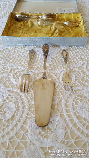Old, silver-plated rs 100 dessert set