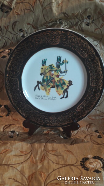 Középkori lovagos porcelán tányér, nagy dísztányér (M2929)