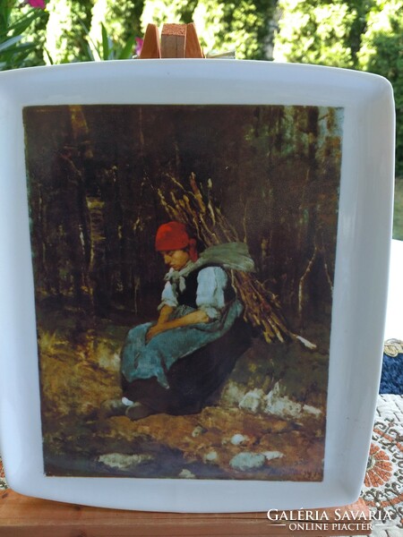 A very rare Munkácsy commemorative plate of a woman carrying incense