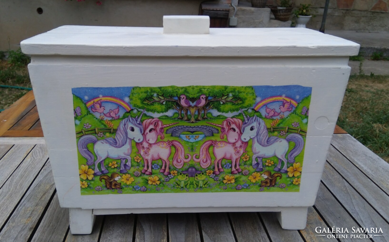 Unique toy chest for children, new decoupage technique, new white painting, old wooden chest renovated