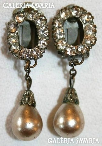 A pair of ear clips decorated with antique crystals and pearls