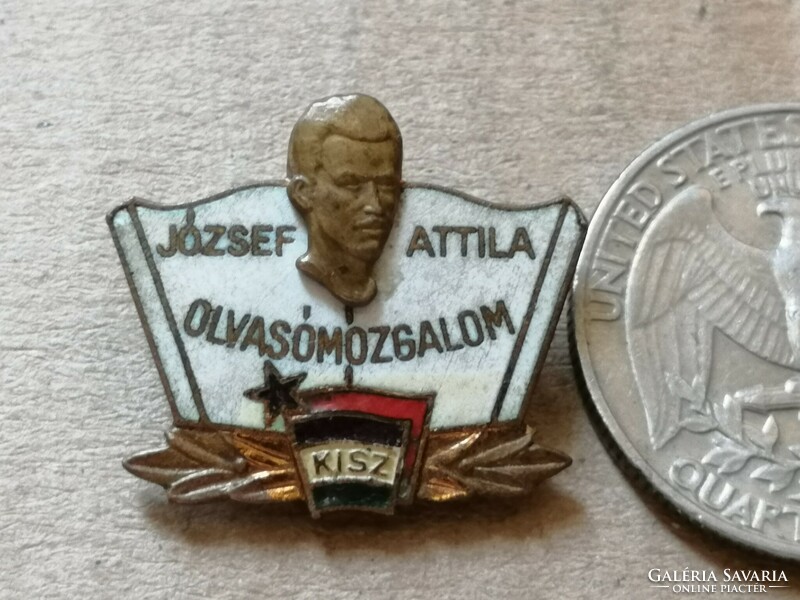 Attila Kisz - józsef reading movement_1 badge