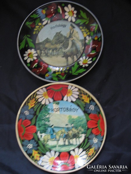 Old, very retro Hortobágy commemorative plates made of plastic, 2 pieces in one