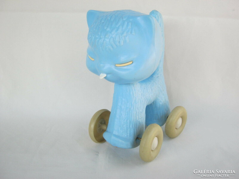 Retro traffic goods dmsz plastic toy cat kitten