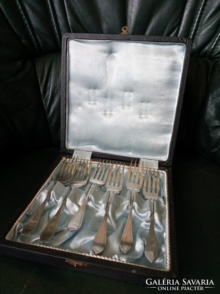Silver plated forks desservilla cake fork epns in english box