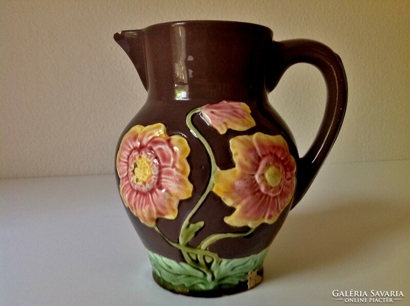 Majolica jug - with damages!