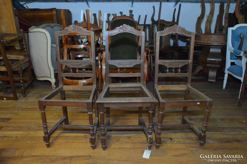 3 antique Neo-Renaissance chairs