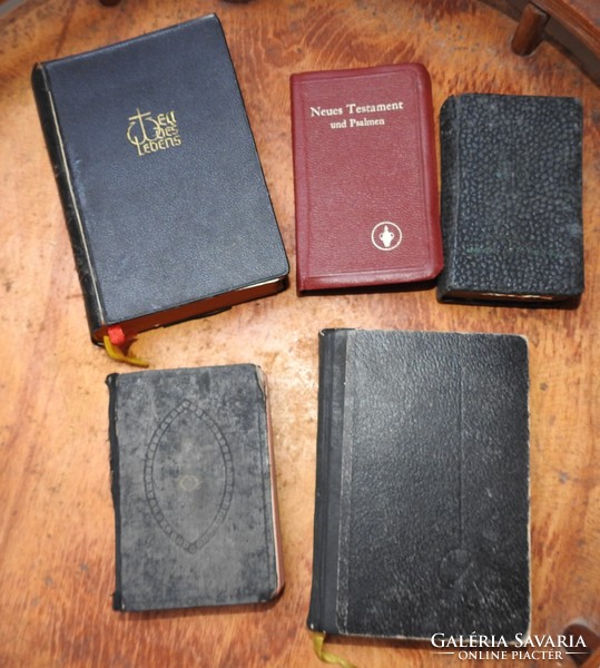 Antik német nyelvű szent könyvek – misekönyv, Újszövetség, imakönyv