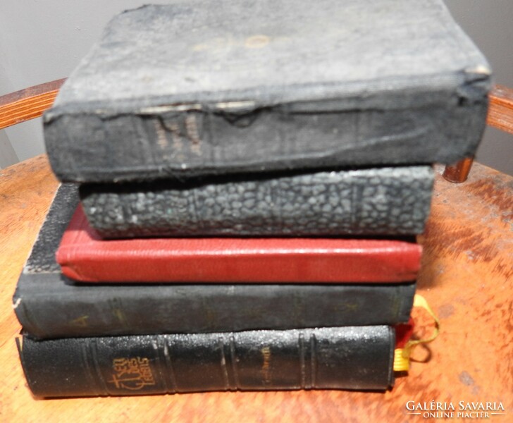 Antik német nyelvű szent könyvek – misekönyv, Újszövetség, imakönyv