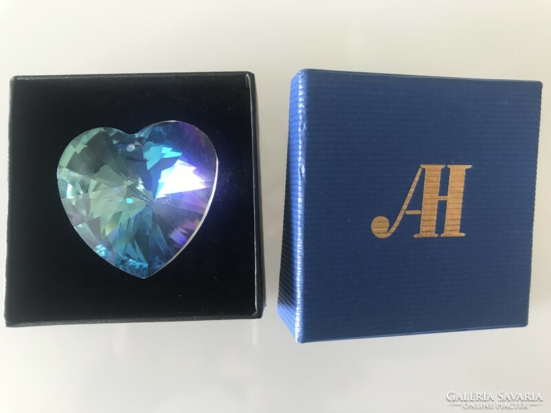 Huge aurora borealis crystal heart-shaped pendant, 4 x 4 cm