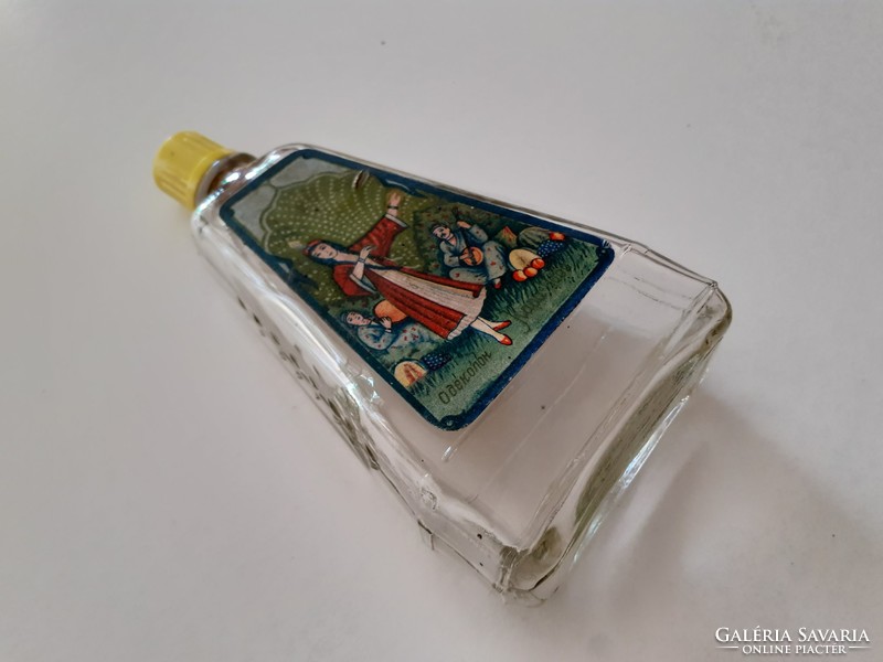Retro Russian label perfume glass vintage cologne bottle