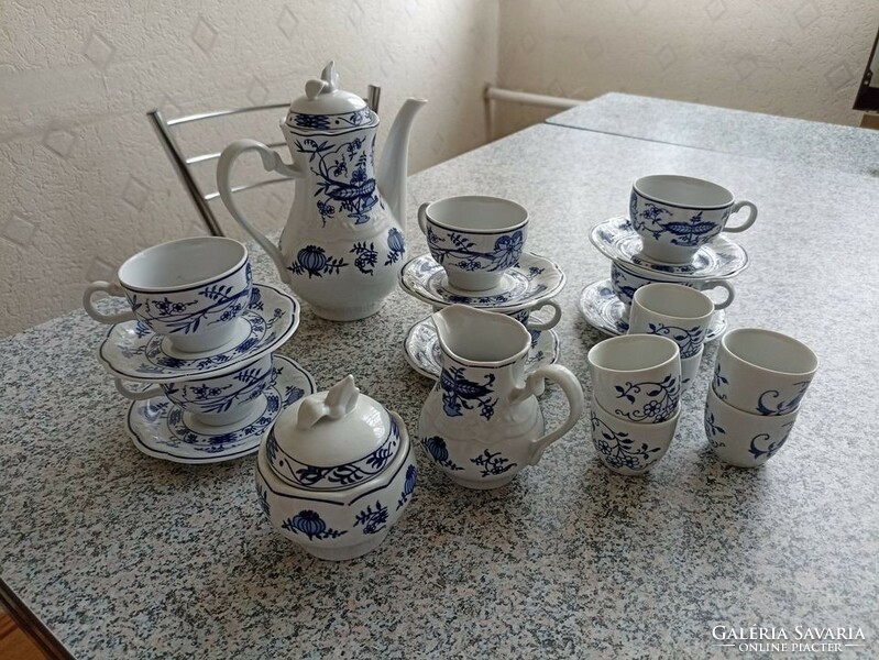 Eredeti Kahla Zwiebelmuster porcelán hagymamintás kávés készlet