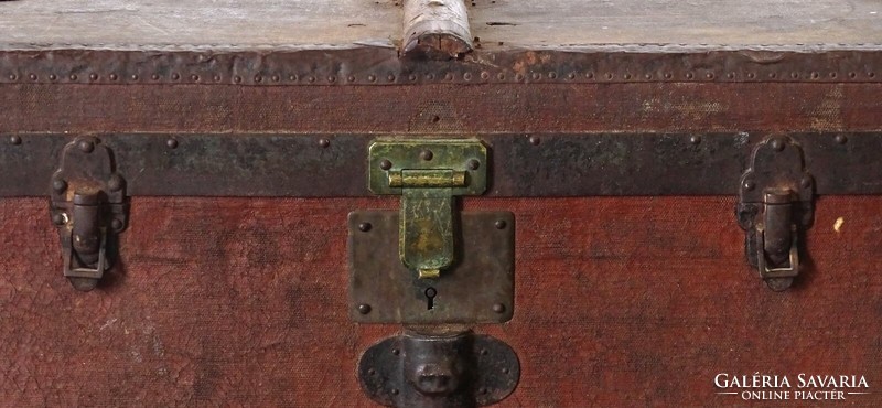 1K333 antique Viennese marked metal beaten wooden chest 52 x 43 x 67 cm Arnold Wind Wien