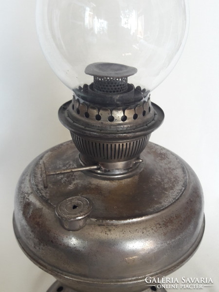 Antik régi asztali petróleum favorit lámpa (Favoritlampe), jelzett R. Ditmar Wien réz fém test talp