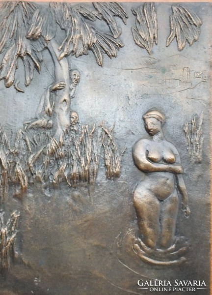 János Konyorcsik: zsuzsanna and the elders - bronze mural on wood
