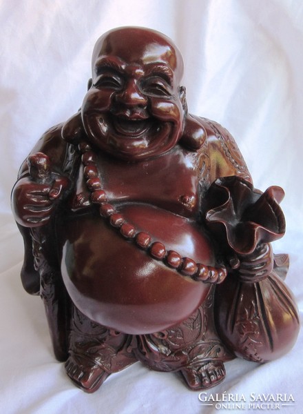 Nevető, szerencsehozó,pocakos buddha 22,5 cm  cm magas,súly 3,20 anyaga műgyanta, v valami más