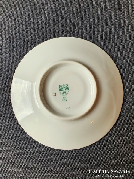 Mz - moritz zdekauer, 6-person Czechoslovak porcelain dinnerware and tea set with gold rim