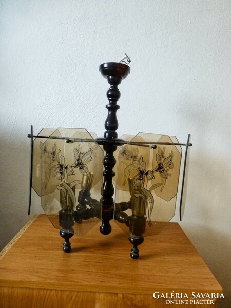 Retro, lily-patterned, twisted frame four-burner chandelier