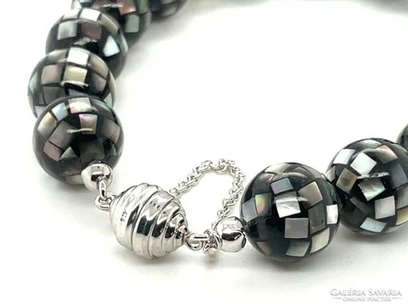 Special shell bead bracelet with 925 sterling silver clasp - new 20cm