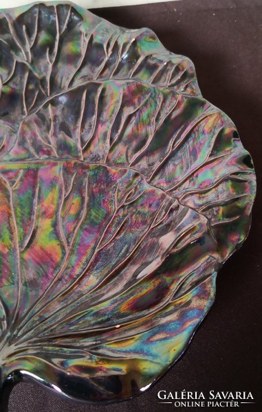 Dt/124 - marked, iridescent, cabbage leaf-shaped ceramic tray