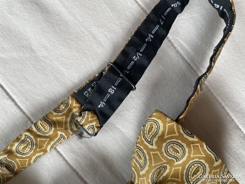 Vintage bow tie, 100% silk