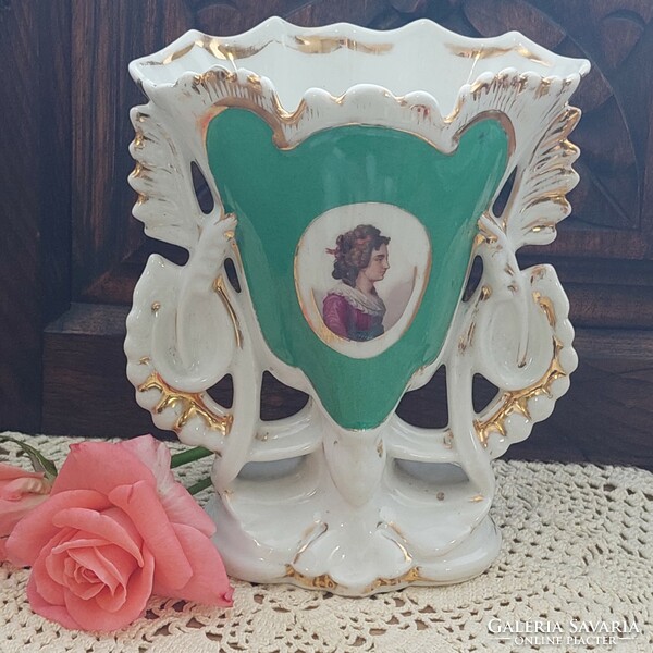 Vase with female portrait