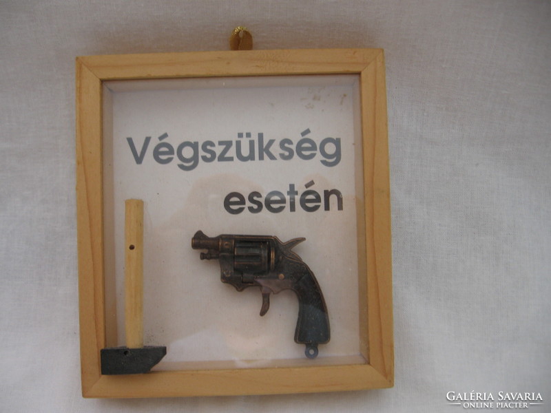 Funny gift, in case of emergency - in a frame