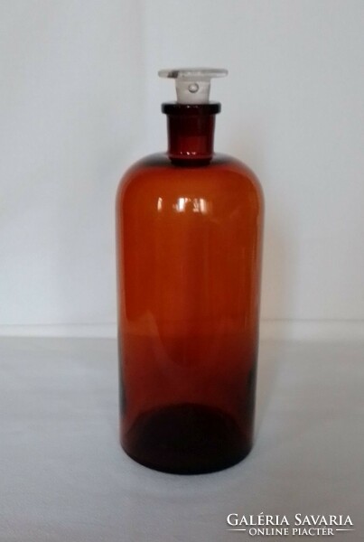 Régi vintage barna gyógyszertári patikus laboratóriumi labor üveg tároló dugóval, 22 cm magas