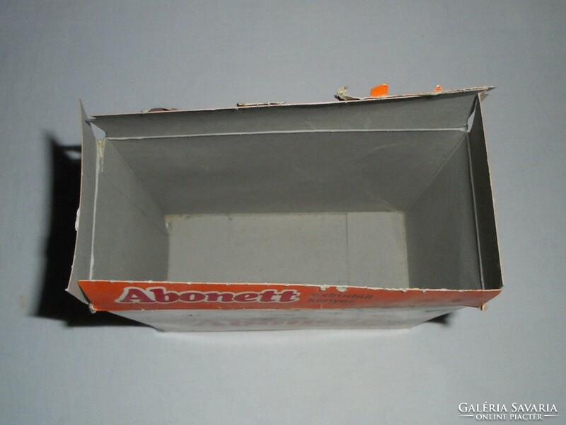 Retro abonett extruded bread paper box - new world mgtsz abony - from 1995