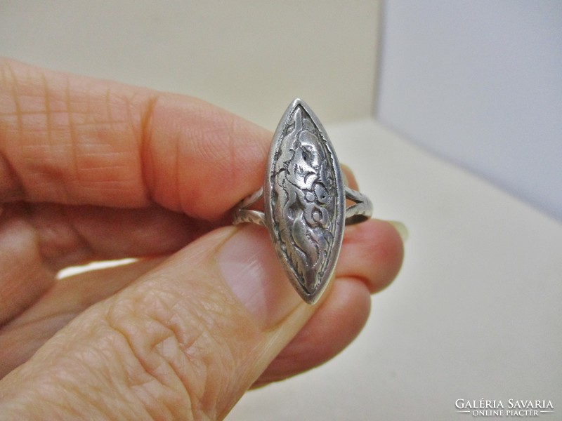 Szépséges régi  iparművész  ezüstgyűrű