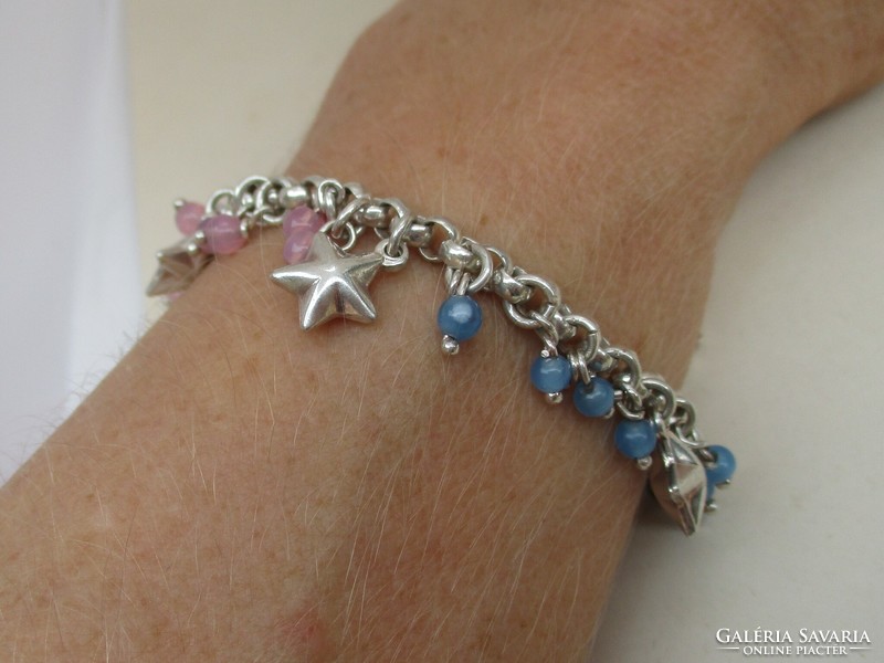 A wonderful silver bracelet with sparkles and tiny mineral pearls