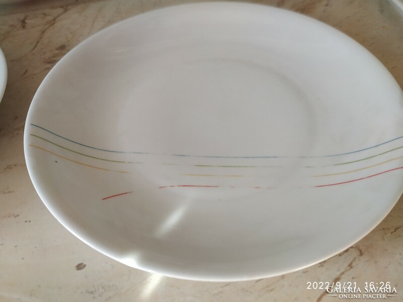Alföldi porcelain tableware for sale! Elegant thread pattern.