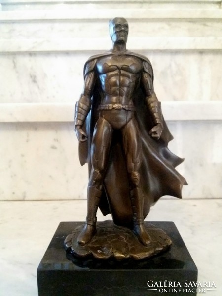 Ritka alkotás - Batman bronz szobor