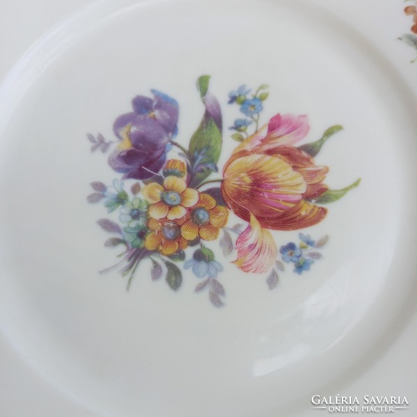 Floral small plates